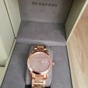 Burberry Men’s Swiss Made Stainless Steel Rose Gold Dial 38mm Watch BU9039