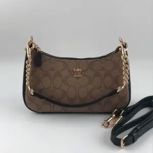 Coach Teri Shoulder Bag In Signature Canvas (Size: L 24.1cm, H 15.5cm, W 7.6cm) CA548