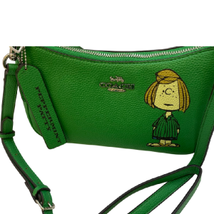Alternative view of Coach X Peanuts Teri 25 Green Shoulder Bag (Size: L24.1cm, H15.2cm, W57.6cm) CBJ77