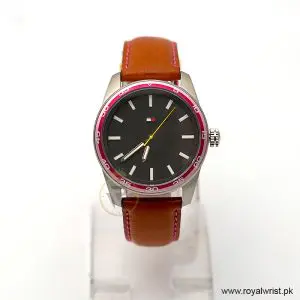 Tommy Hilfiger Men’s Quartz Brown Leather Strap Black Dial 42mm Watch 1790927/2 (Like New)