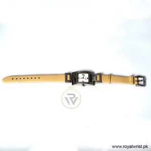 Tommy Hilfiger Women’s Quartz Beige Leather Strap White Dial 24mm Watch 1780993/1 (Like New)