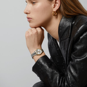 Gucci Women's Quartz Two-Tone Stainless Steel Silver Dial 29mm Watch YA1265063 - Image 4