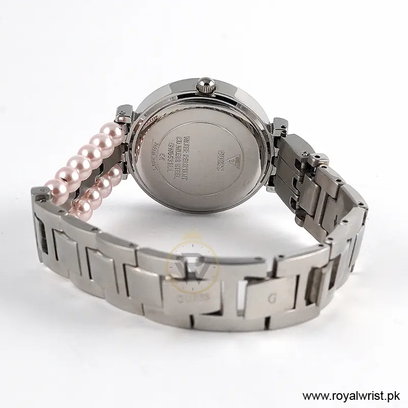 Guess Women’s Quartz Two Tone Stainless Steel Silver Dial 30mm Bracelet Watch GW0531L1 (Like New) - Image 4