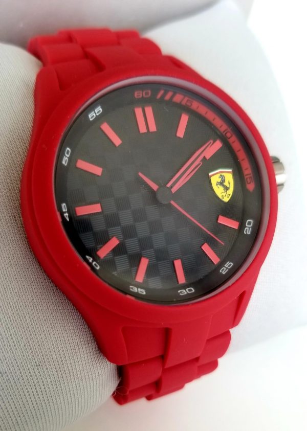 Scuderia Ferrari Mens Pit Crew Red Watch 0830157