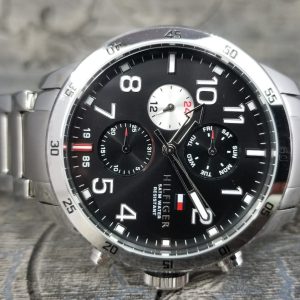 Tommy Hilfiger Men's 1791141 Cool Sport Analog Display Quartz Silver Watch