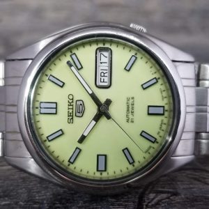 Seiko 5 Automatic Men s watch Stainless Steel Luminar Dial SNKE89