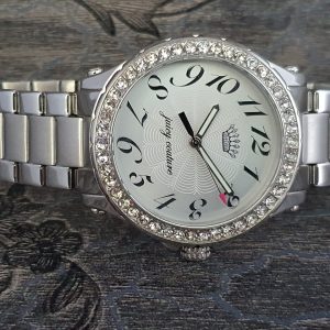 Juicy Couture Women's 1901231 Pedigree Analog Display Quartz Silver Watch