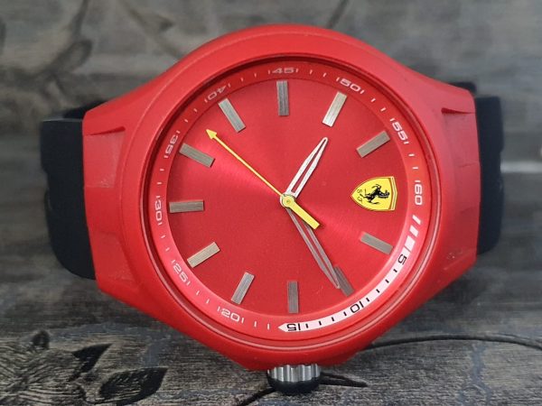 FERRARI GENTS RED SILICONE STAINLESS STEEL CASE QUARTZ WATCH