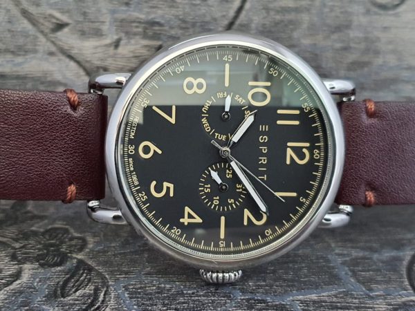 Esprit Men's Quarz Black Dial Watch