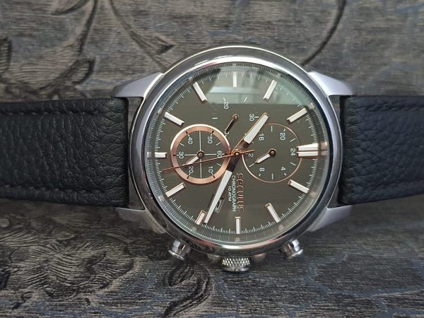 Seculus Men's Stainless Steel Watch