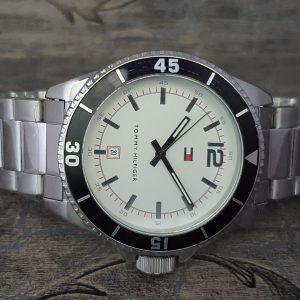 Tommy Hilfiger Men's Analog Stainless Steel White Dial Watch TH1361251017
