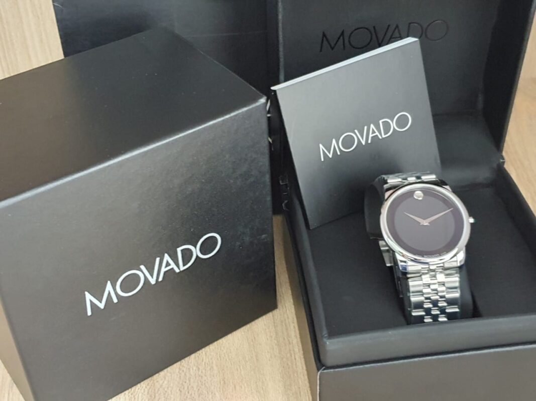 Movado Men's Swiss Made Quartz Stainless Steel Black Dial 40mm Watch ...