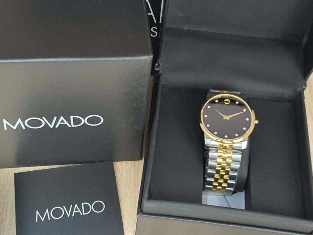 Movado Men's Swiss Made Quartz Stainless Steel Black Dial 40mm Watch ...