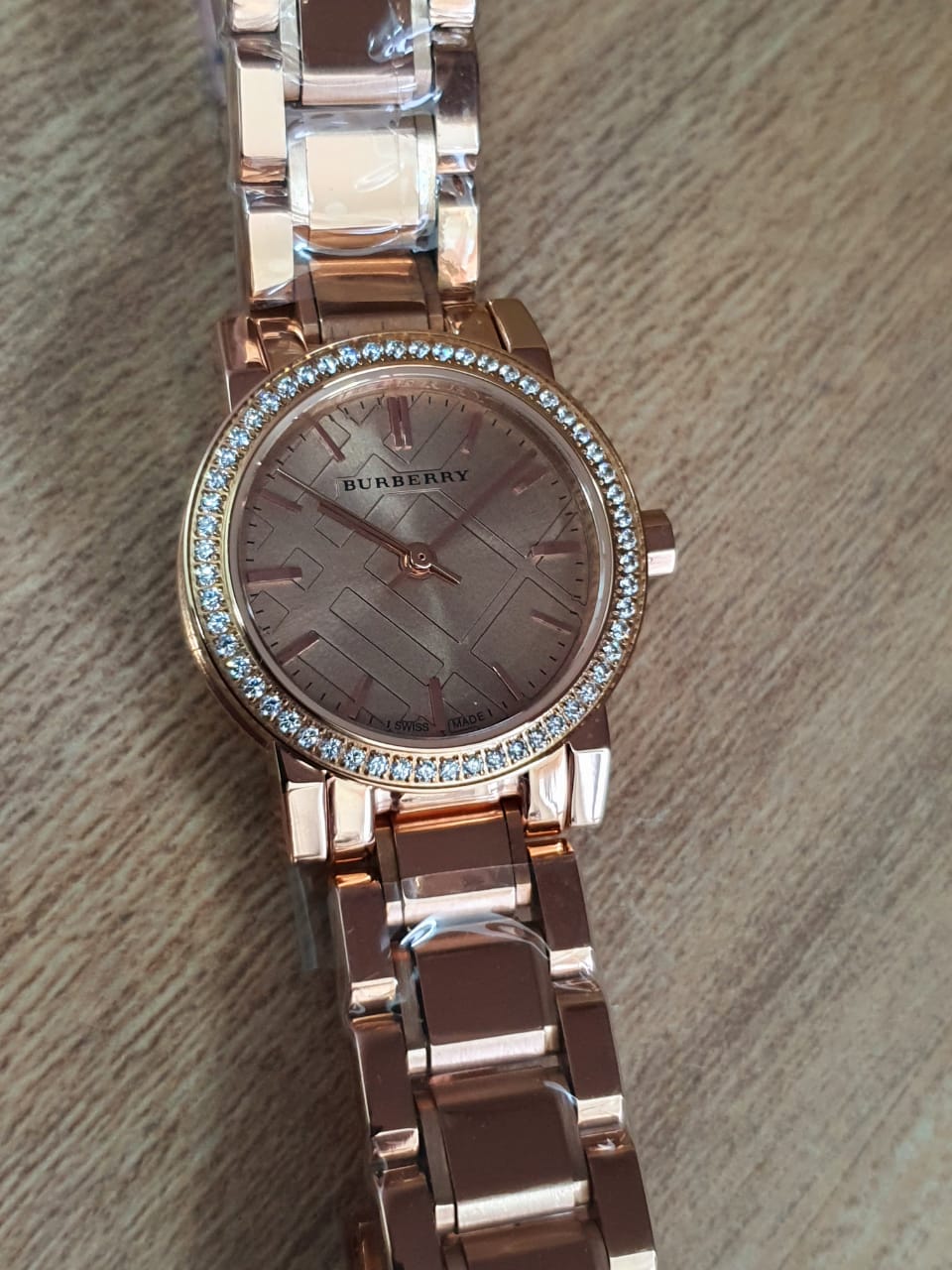 Burberry watch hot sale 26mm