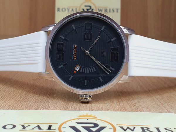 Tommy Hilfiger Men’s Quartz Silicone Strap Black Dial 44mm Watch TH2021141575