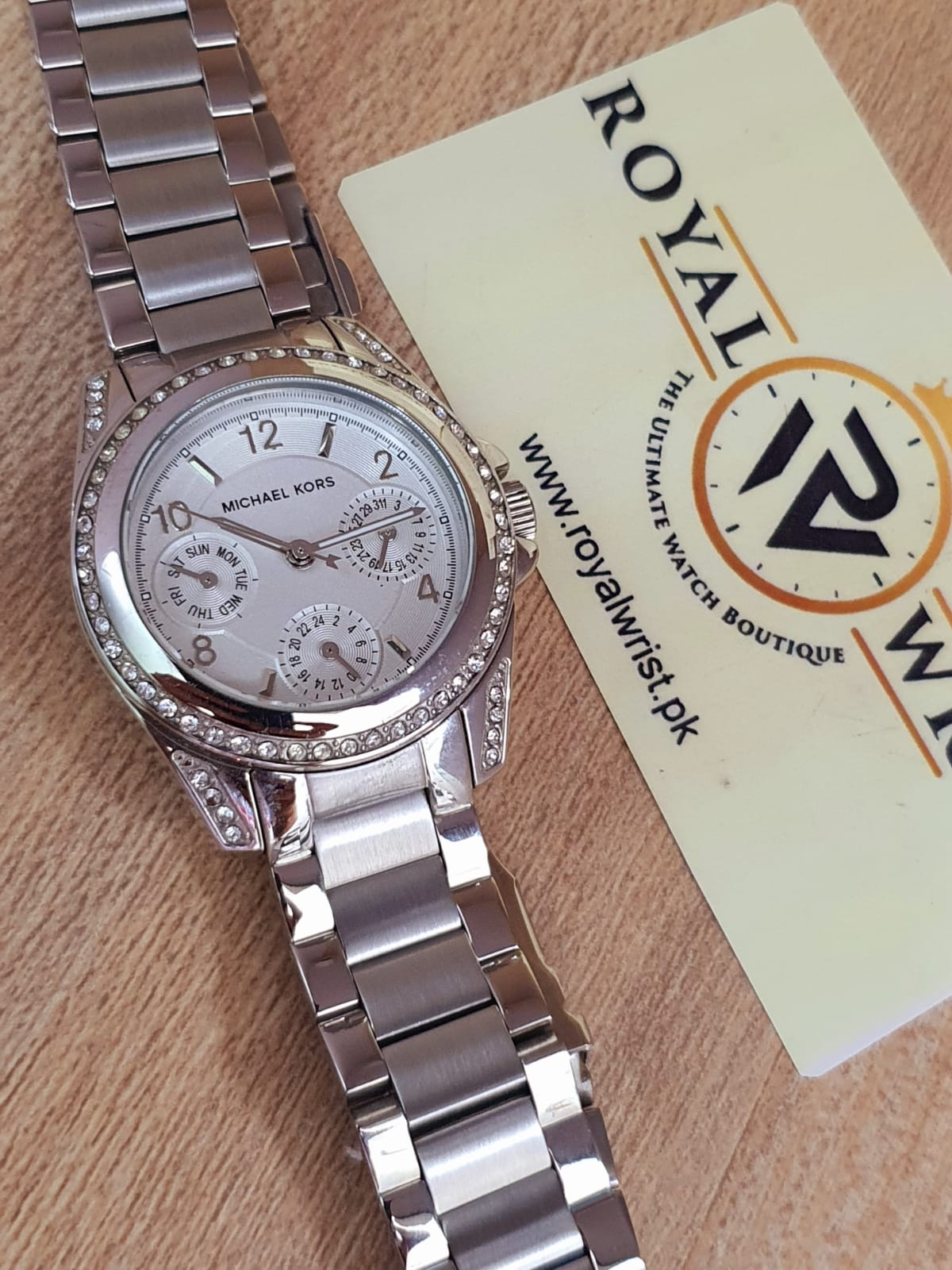 Michael Kors Women's Analog Stainless Steel Silver Dial Watch MK5612 - Royalwrist.pk