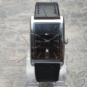 Tommy Hilfiger Men’s Quartz Leather Strap Black Dial 30mm Watch TH2411951594
