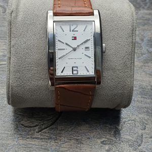 Tommy Hilfiger Men’s Quartz Leather Strap White Dial 30mm Watch TH1421251197
