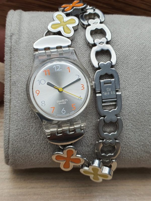 Swatch Women’s Swiss Made Quartz Stainless Steel Silver Dial 25mm Watch SW0701
