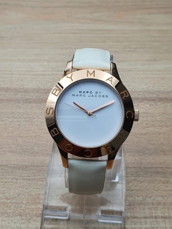 Marc by Marc Jacobs Unisex Quartz Leather Strap White Dial 40mm Watch MBM1201