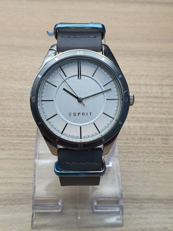 Esprit Women’s Quartz Leather Strap White Dial 39mm Watch ES109752
