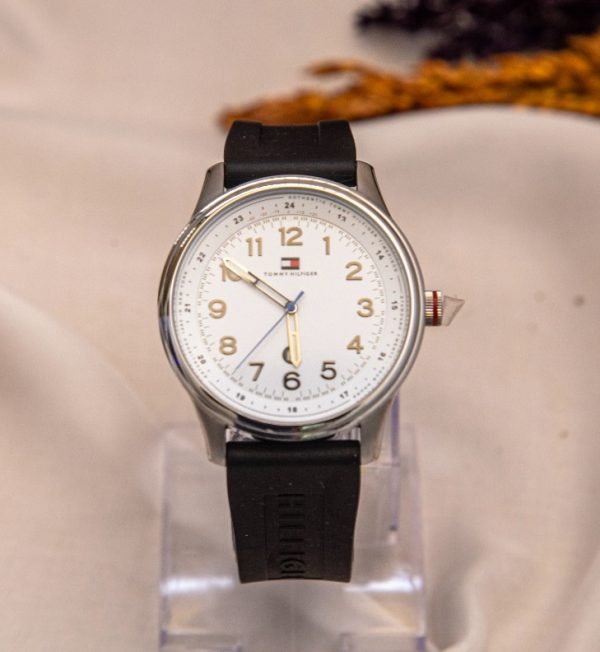 Tommy Hilfiger Men’s Quartz Black Silicone Strap White Dial 44mm Watch TH1511141265