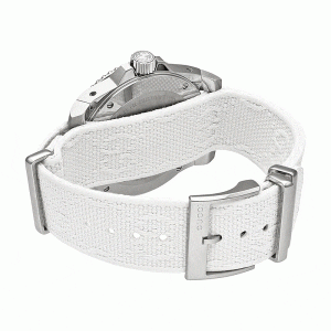 Gucci Men’s Swiss Made Quartz White Nylon Strap Blue Dial 40mm Watch YA136340