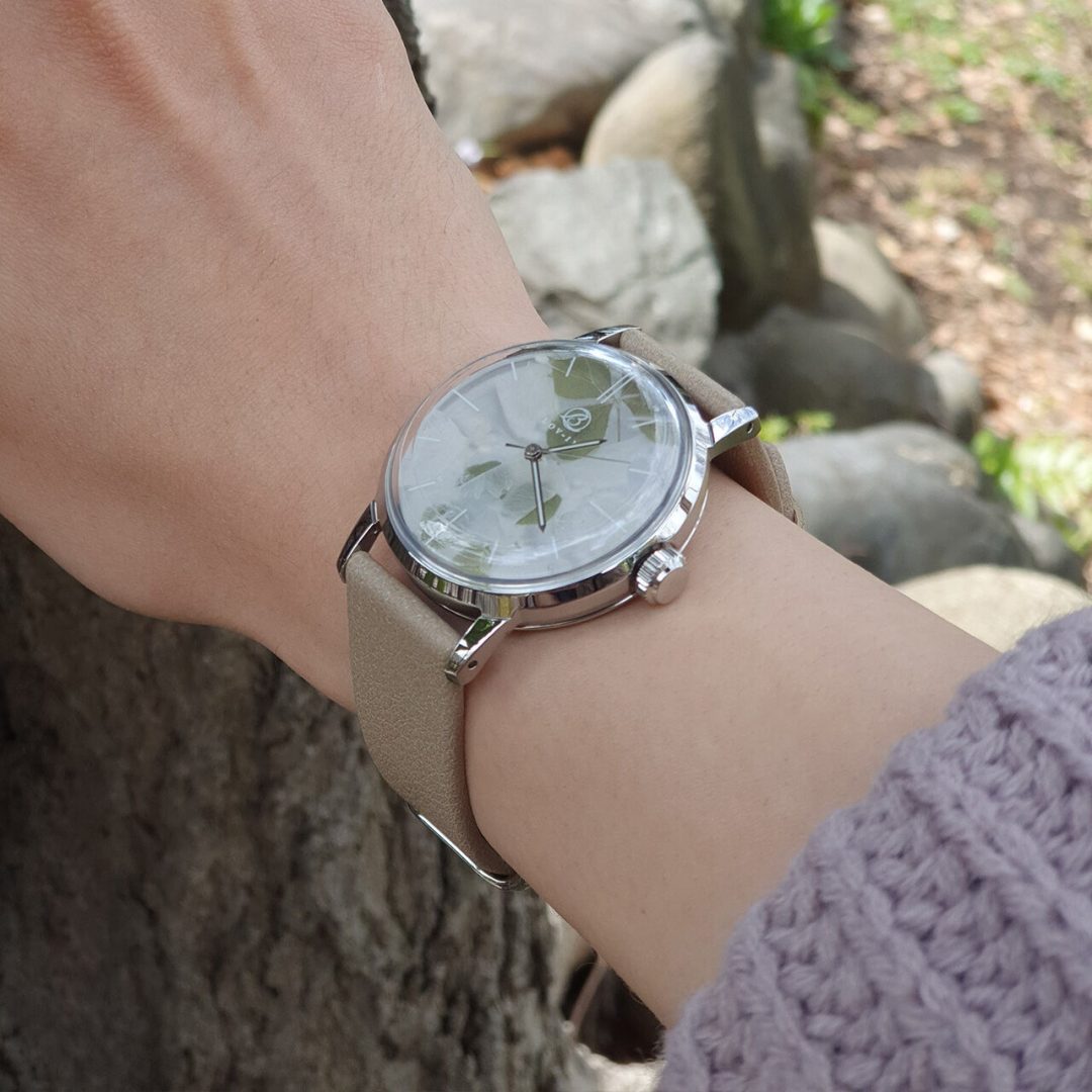 LOV-IN BOUQUET Women’s Quartz Leather White Dial 36mm Watch LVB136C1