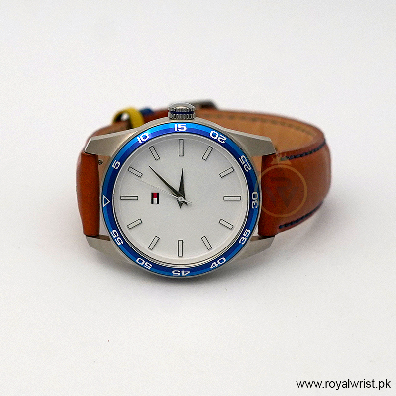 Tommy Hilfiger Men’s Quartz Brown Leather Strap White Dial 42mm Watch 1790928/3 Like New - Image 3