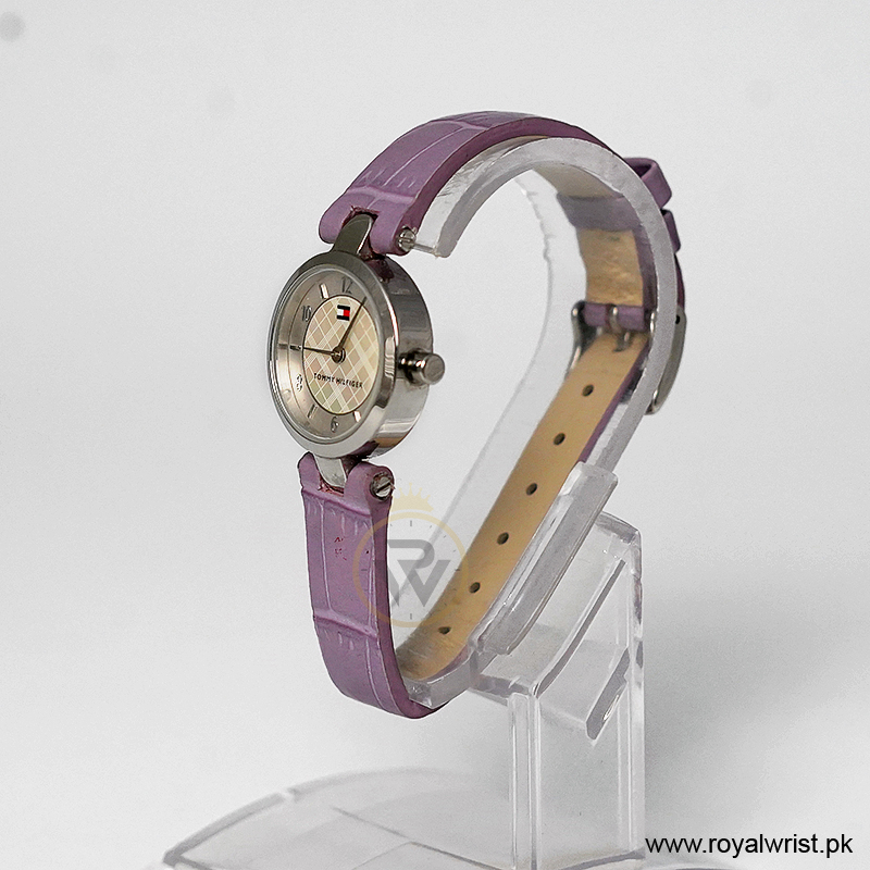 Tommy Hilfiger Women’s Quartz Purple Leather Strap Mother Of Pearl Dial 23mm Watch 1700328 (Like New) - Image 4