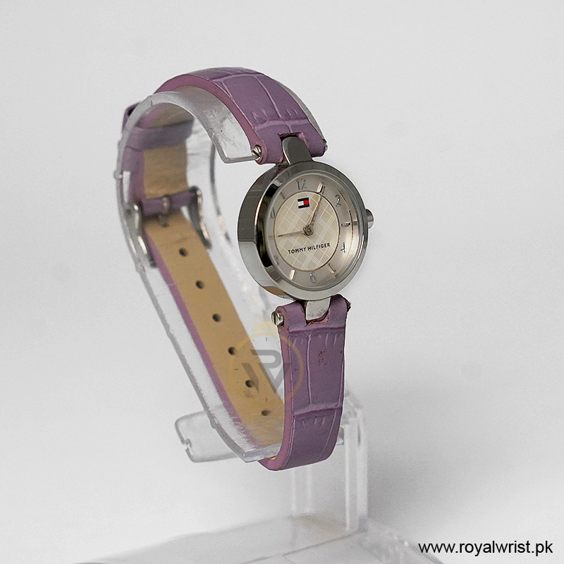 Tommy Hilfiger Women’s Quartz Purple Leather Strap Mother Of Pearl Dial 23mm Watch 1700328 (Like New) - Image 3