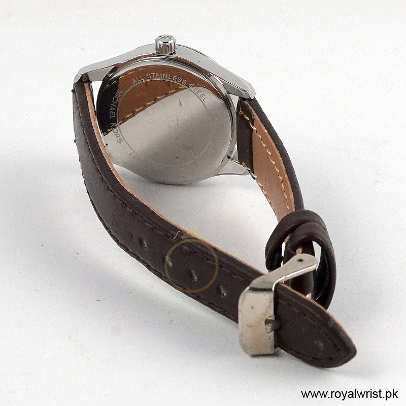 Michael Kors Women’s Quartz Brown Leather Strap White Dial 28mm Watch MKO1097/1 (Like New) - Image 4